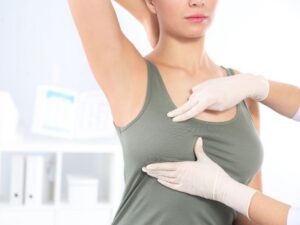 mastoplastica riduttiva-Grosseto-centro-chirurgia-plastica-estetica-sceb